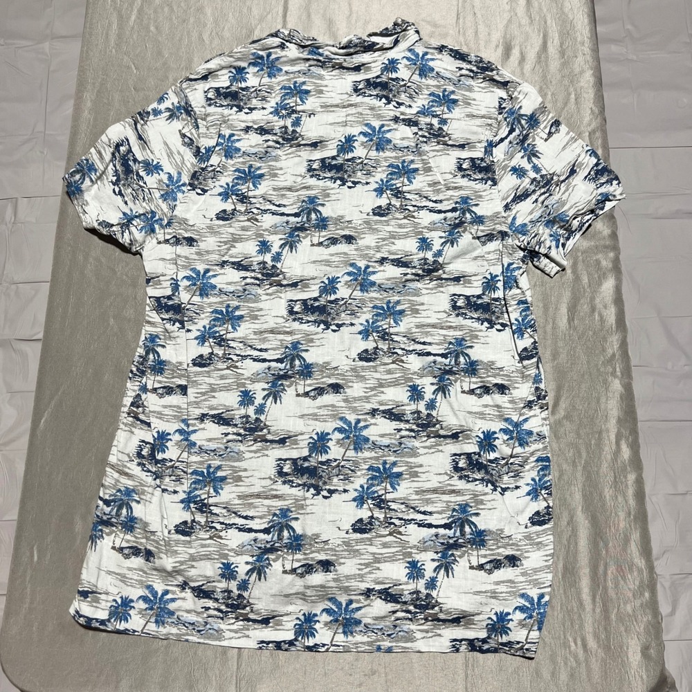 Lee Mens Classic Fit Viscose Blend Palm Tree Button Down Shirt White Blue Large - Picture 9 of 9